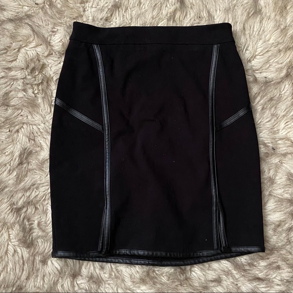 G by Guess Black, High-Waisted Mini Skirt - Picture 2 of 12